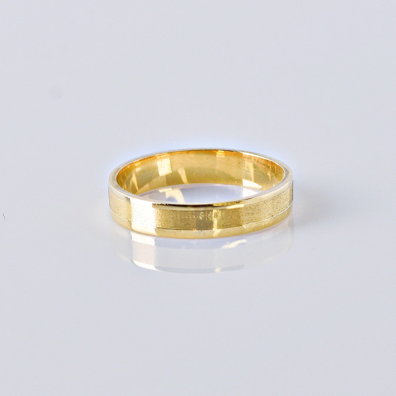 Anillos de Boda Mate y Brillantes - Image 3